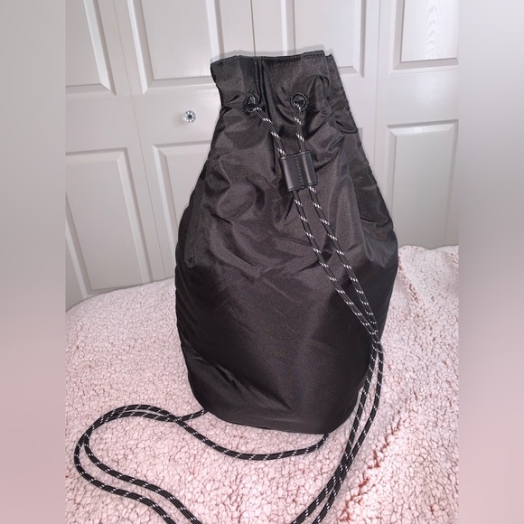 Victoria’s Secret PINK drawstring bag NWOT - Picture 7 of 9